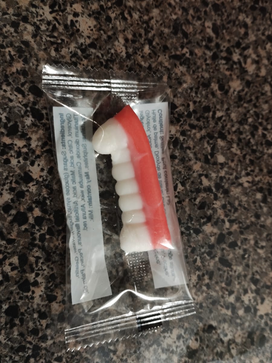Fake teeth at the Horror challenge